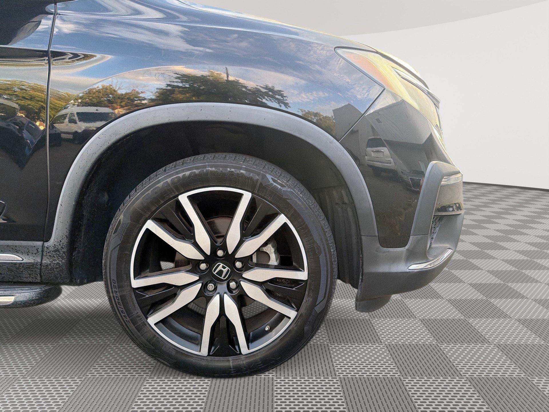 Used 2019 Honda Pilot Touring image 31