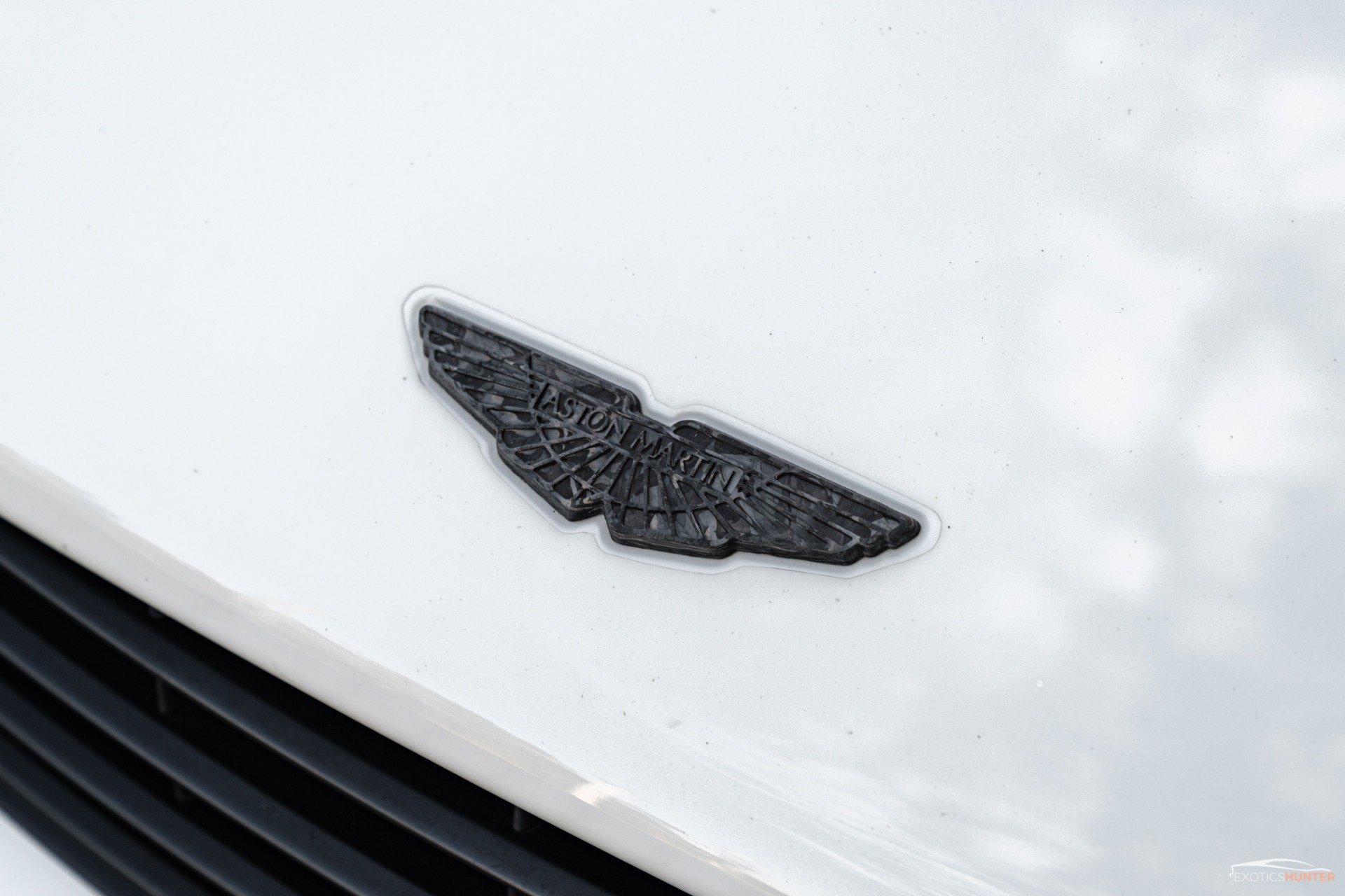 Used 2015 Aston Martin Vanquish Coupe RWD image 5