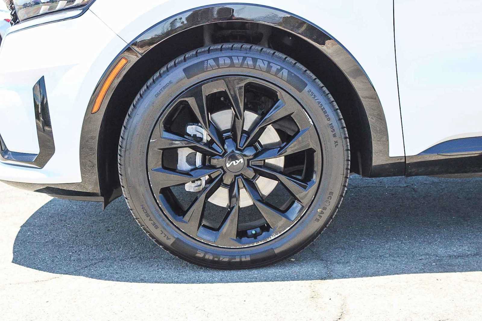 Used 2023 Kia Sorento SX FWD image 11