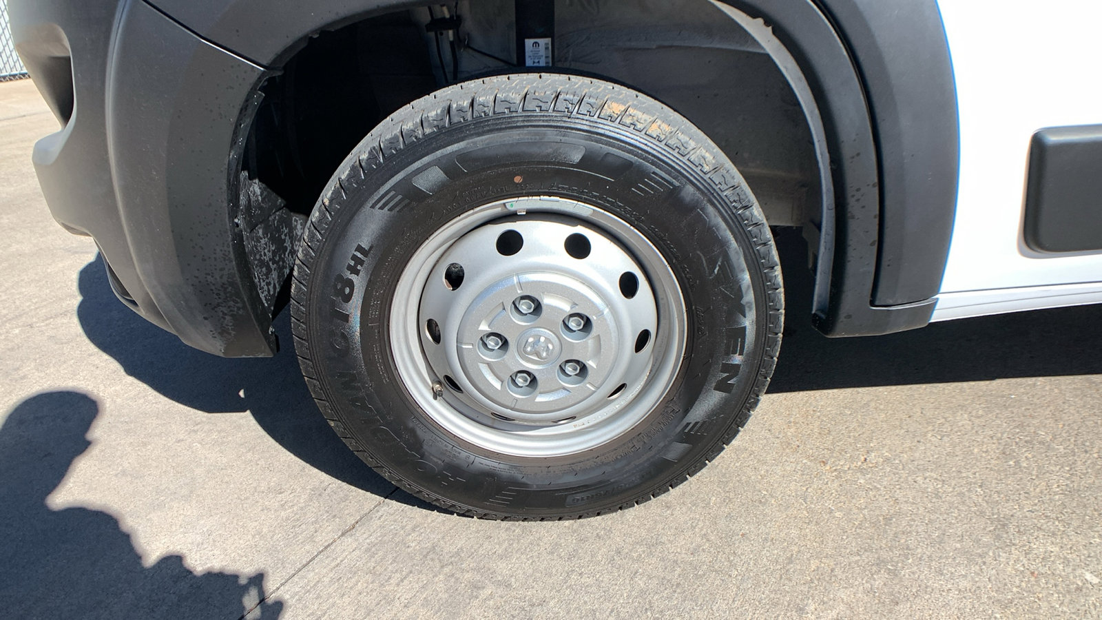 Used 2023 RAM ProMaster 2500 image 9