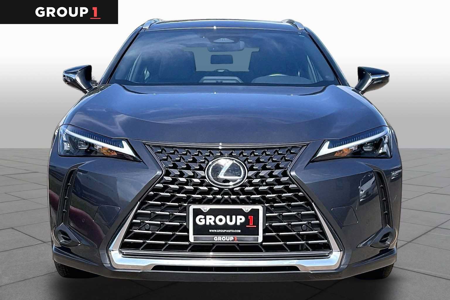 Used 2026 Lexus UX 300h FWD w/ Cold Area Package image 4