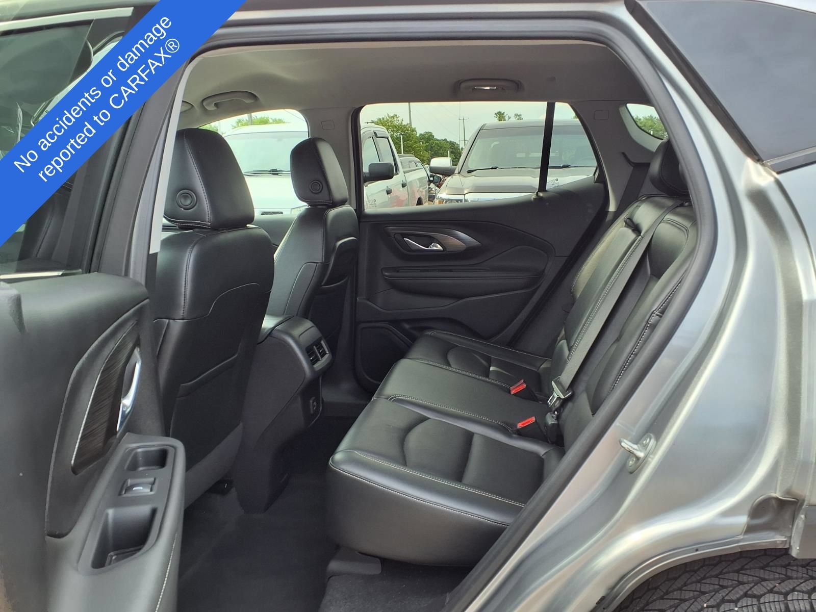 Used 2023 GMC Terrain SLT AWD/4WD image 13