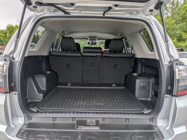 Used 2019 Toyota 4Runner SR5 AWD/4WD image 14