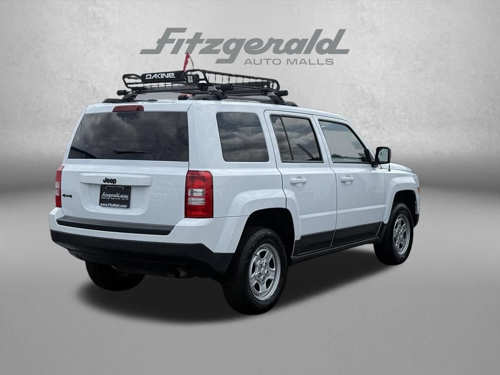 Used 2016 Jeep Patriot Sport w/ Power Value Group AWD/4WD image 8