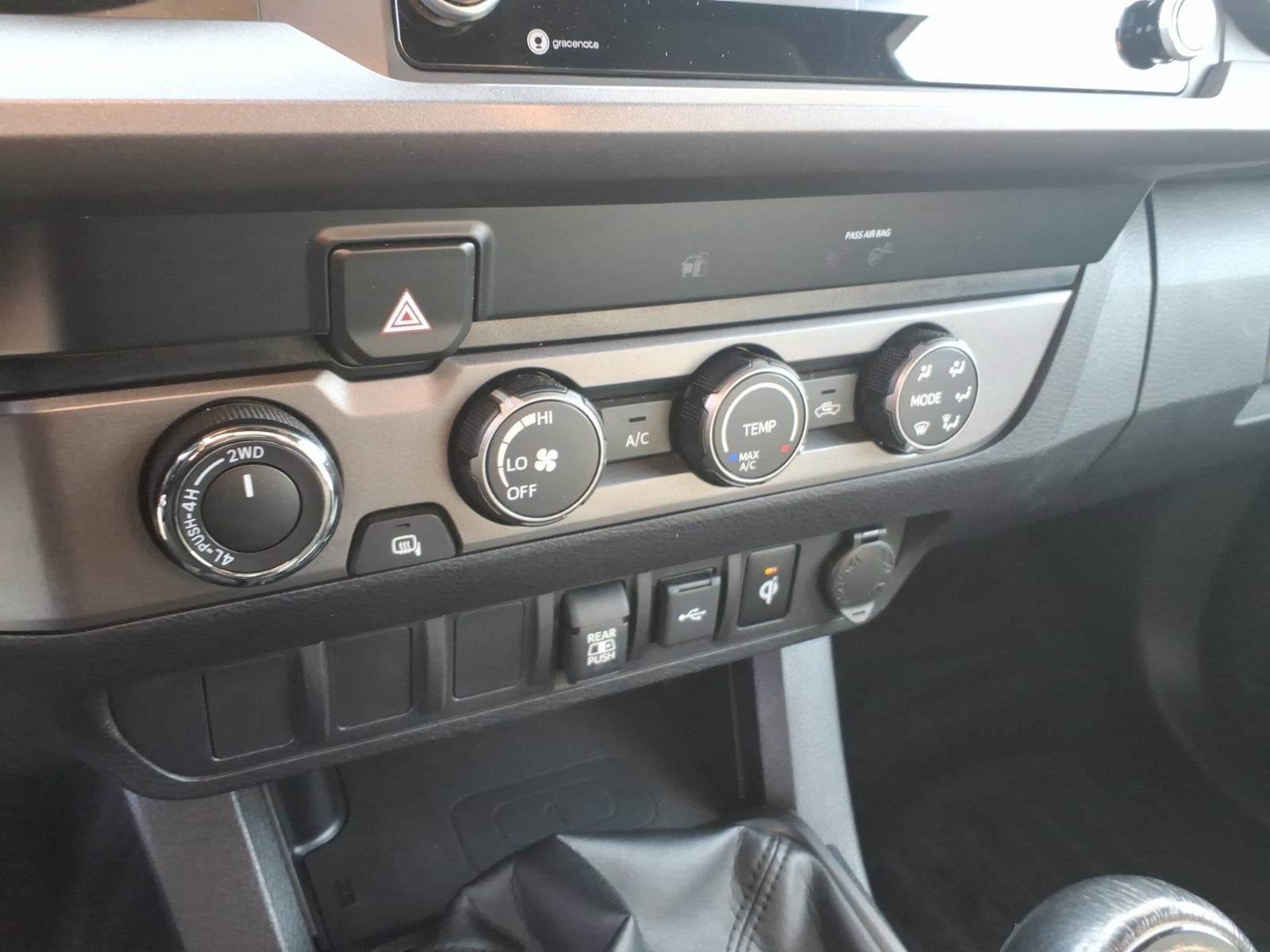 Used 2020 Toyota Tacoma TRD Off-Road image 19