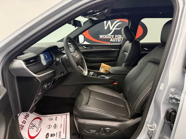 New 2026 Jeep Grand Cherokee L Limited w/ Luxury Tech Group II AWD/4WD image 10