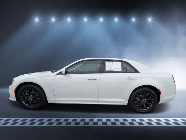Used 2023 Chrysler 300 Touring L w/ Popular Equipment Group image 6