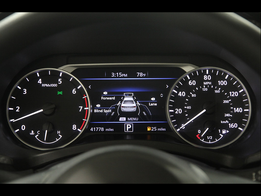 Used 2025 Nissan Sentra SV FWD image 8