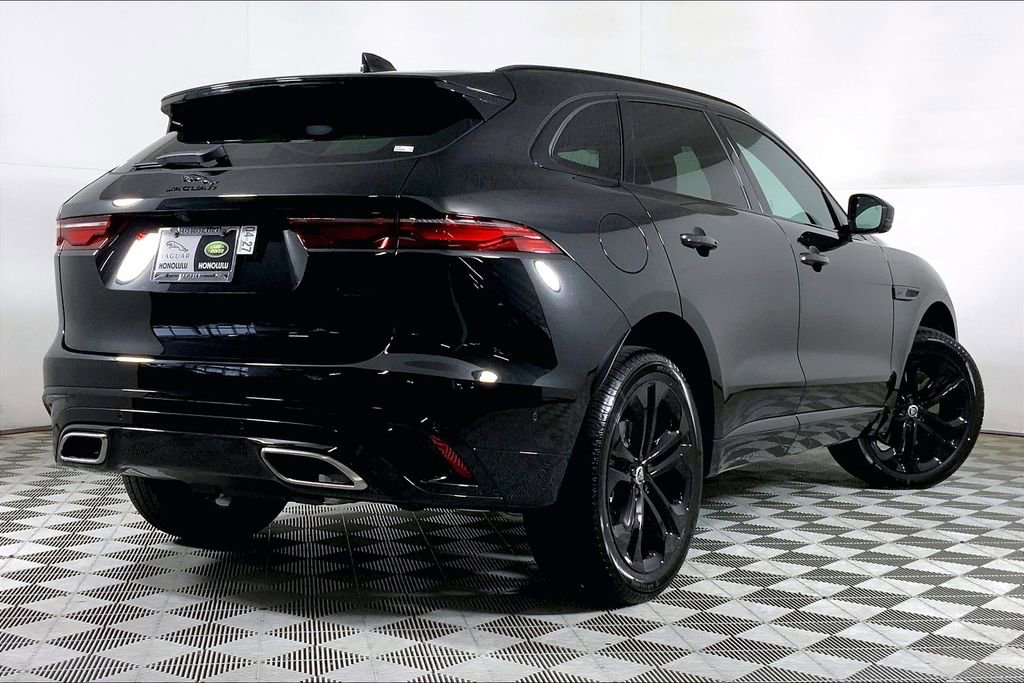 New 2026 Jaguar F-PACE R-Dynamic S image 2