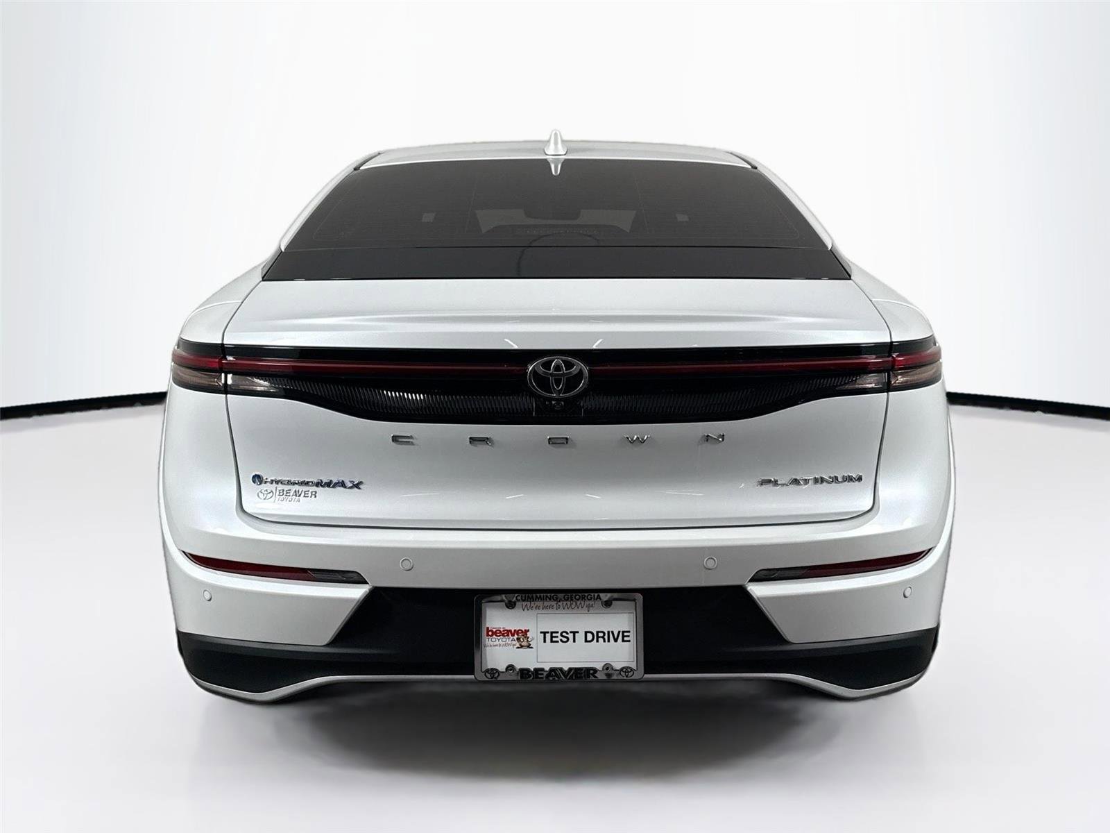 Certified 2025 Toyota Crown Platinum image 12