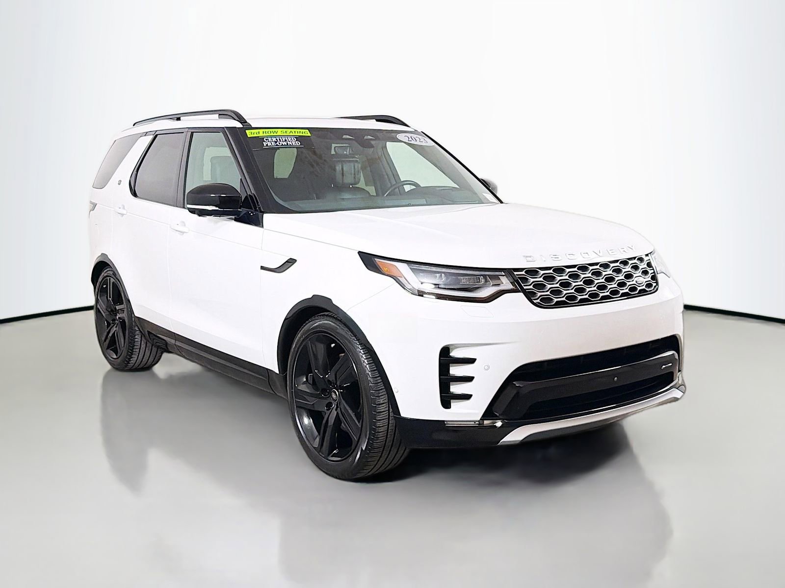 Certified 2023 Land Rover Discovery Metropolitan Edition AWD/4WD image 7