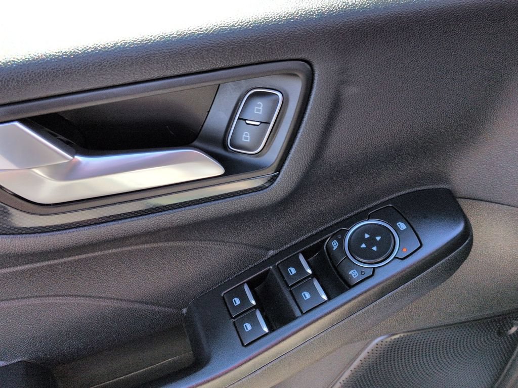 Used 2025 Ford Escape ST-Line FWD image 31