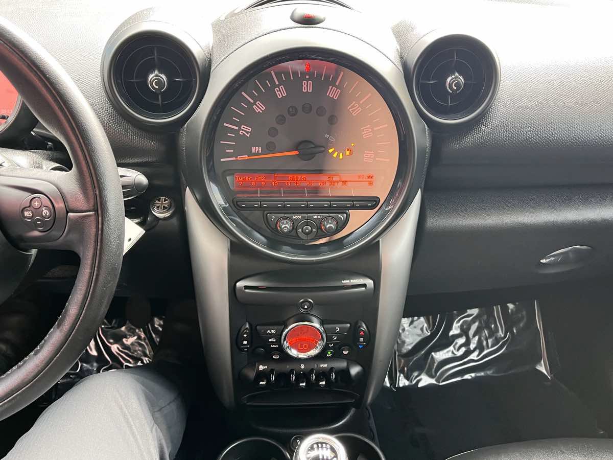 Used 2015 MINI Cooper Countryman FWD image 9