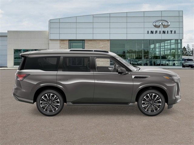 New 2026 INFINITI QX80 Luxe image 4