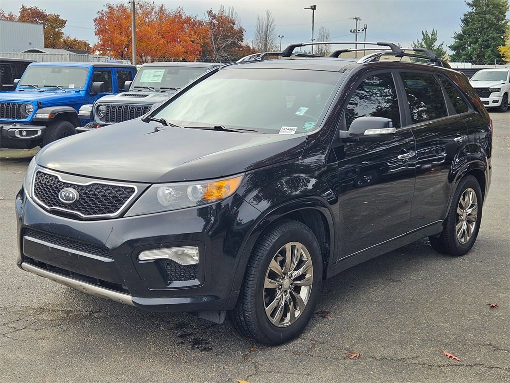 Used 2013 Kia Sorento SX w/ SX Premium Pkg image 3
