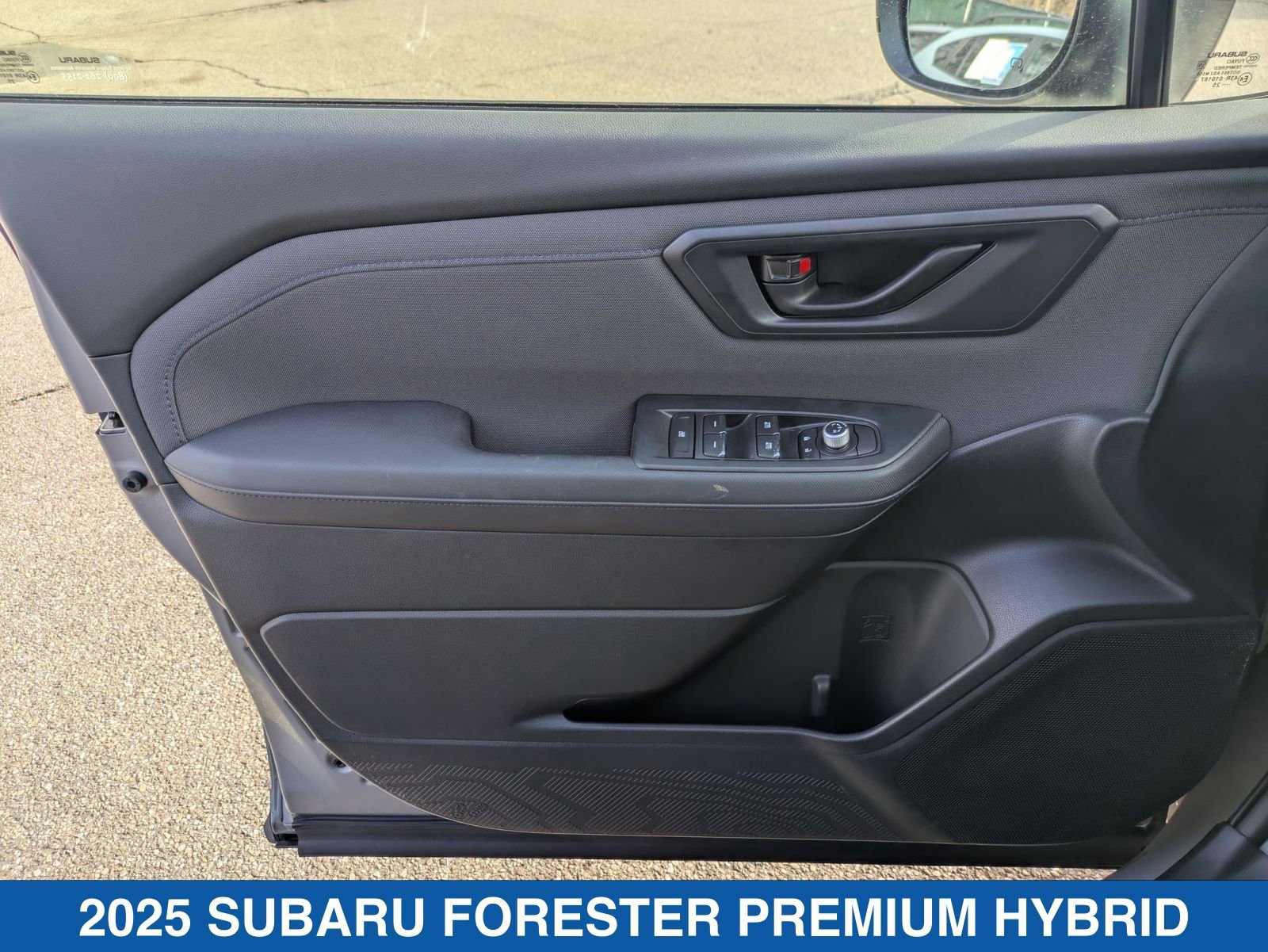 Certified 2025 Subaru Forester Premium AWD/4WD image 12