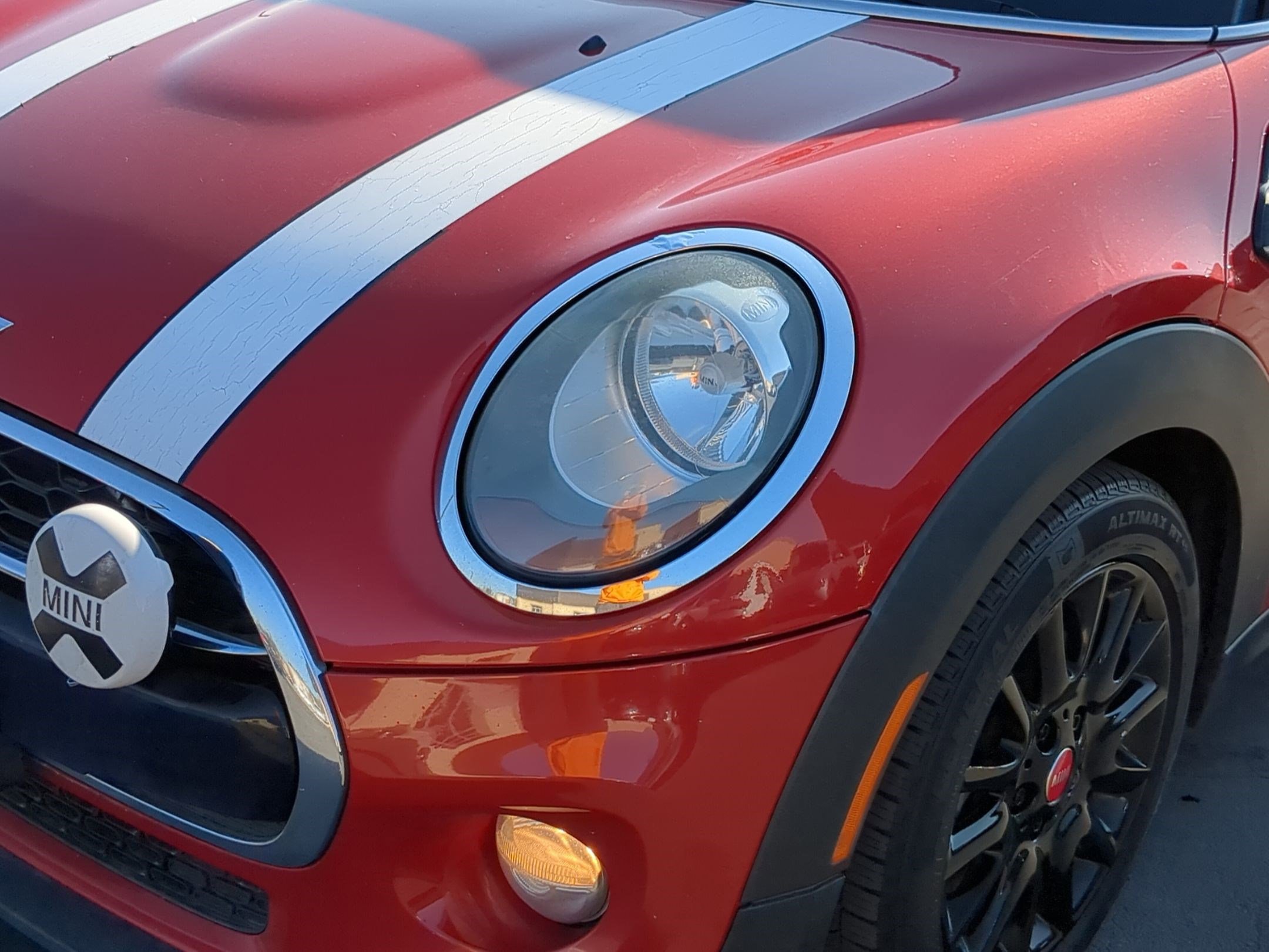 Used 2015 MINI Cooper 2-Door Hardtop image 12