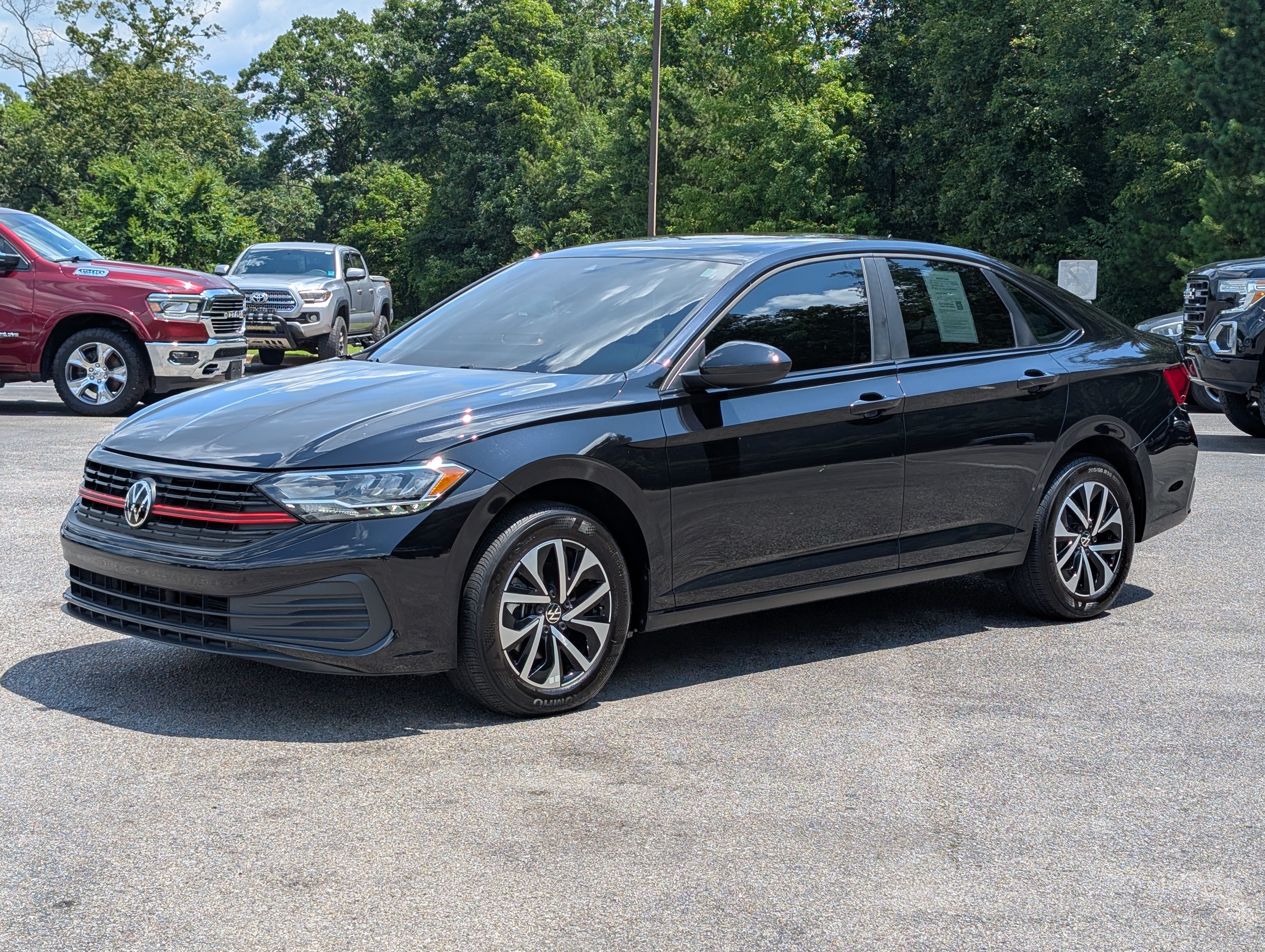 Used 2023 Volkswagen Jetta S w/ IQ.Drive Package FWD image 5