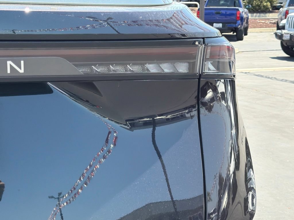 Used 2023 Nissan Ariya FWD image 15