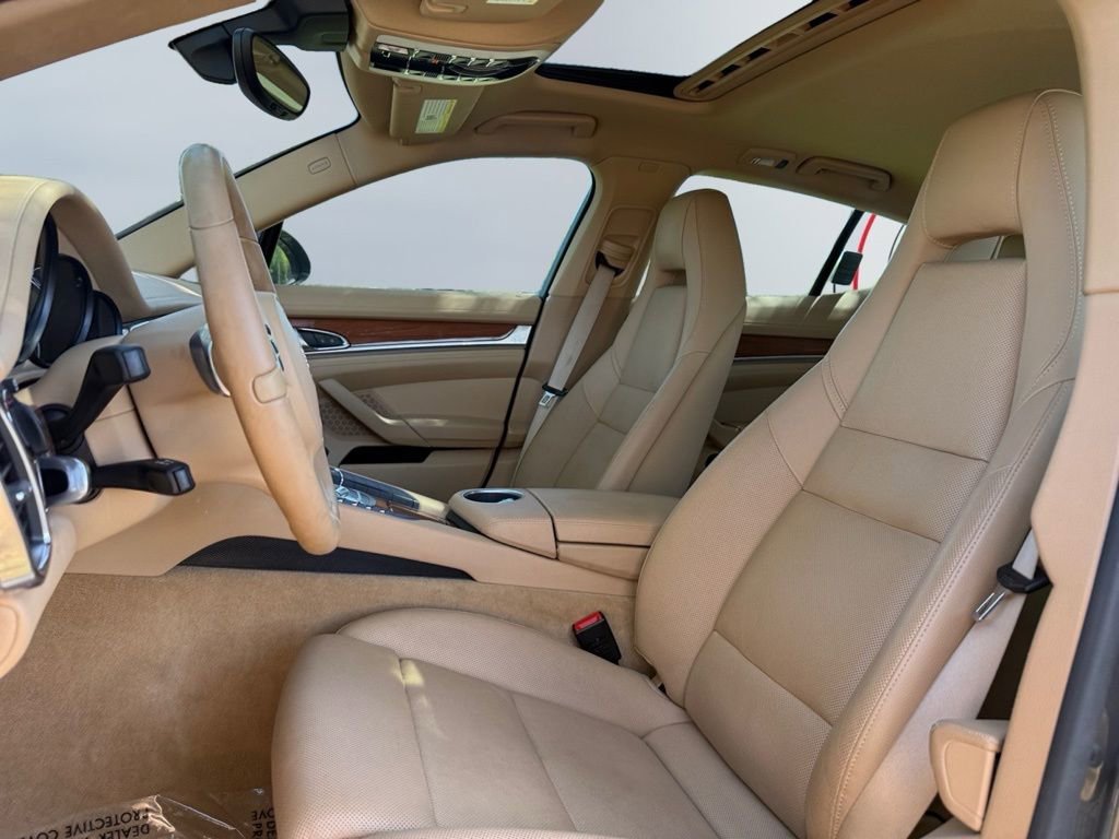 Used 2014 Porsche Panamera RWD image 23