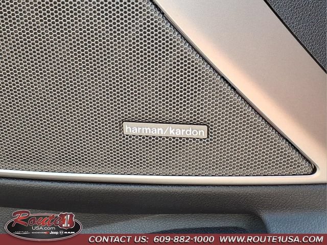 Used 2021 BMW M3 Competition w/ Executive Package RWD image 24