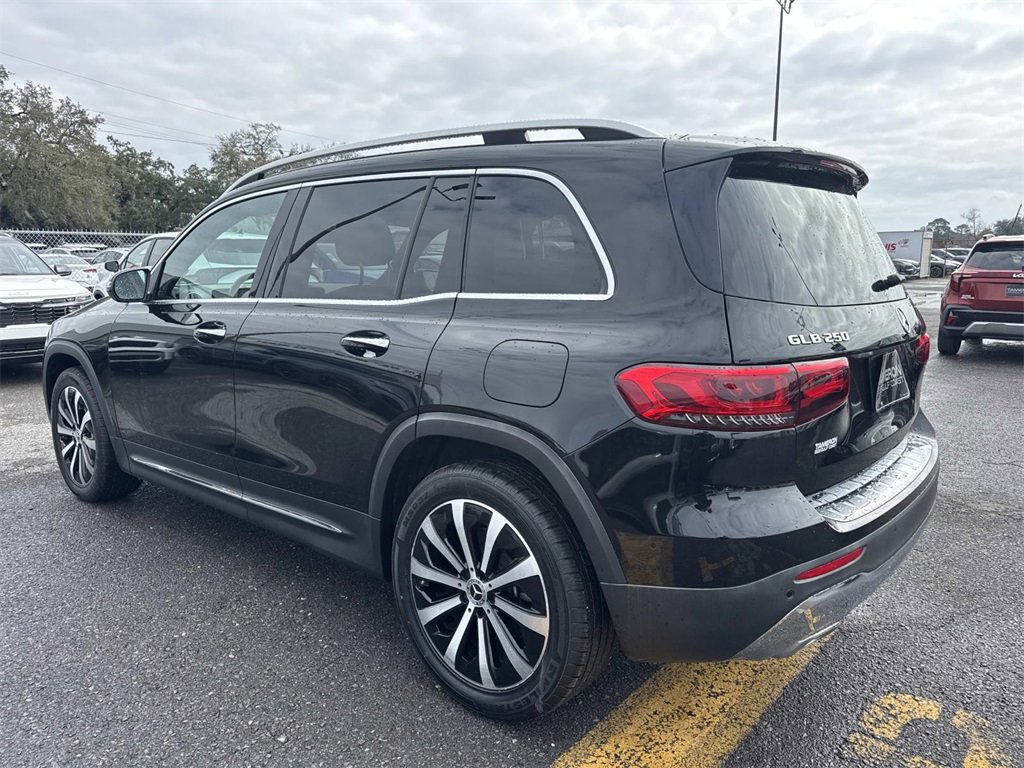 Used 2022 Mercedes-Benz GLB 250 image 10