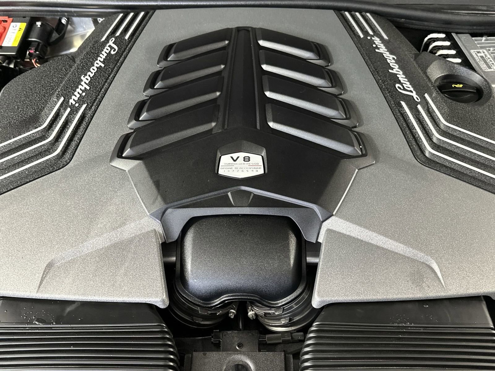 Used 2023 Lamborghini Urus Performante image 28