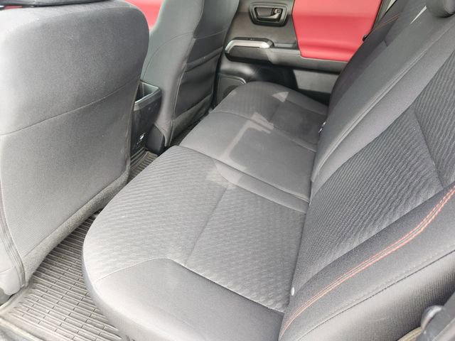 Used 2022 Toyota Tacoma SR5 w/ Technology Package image 20