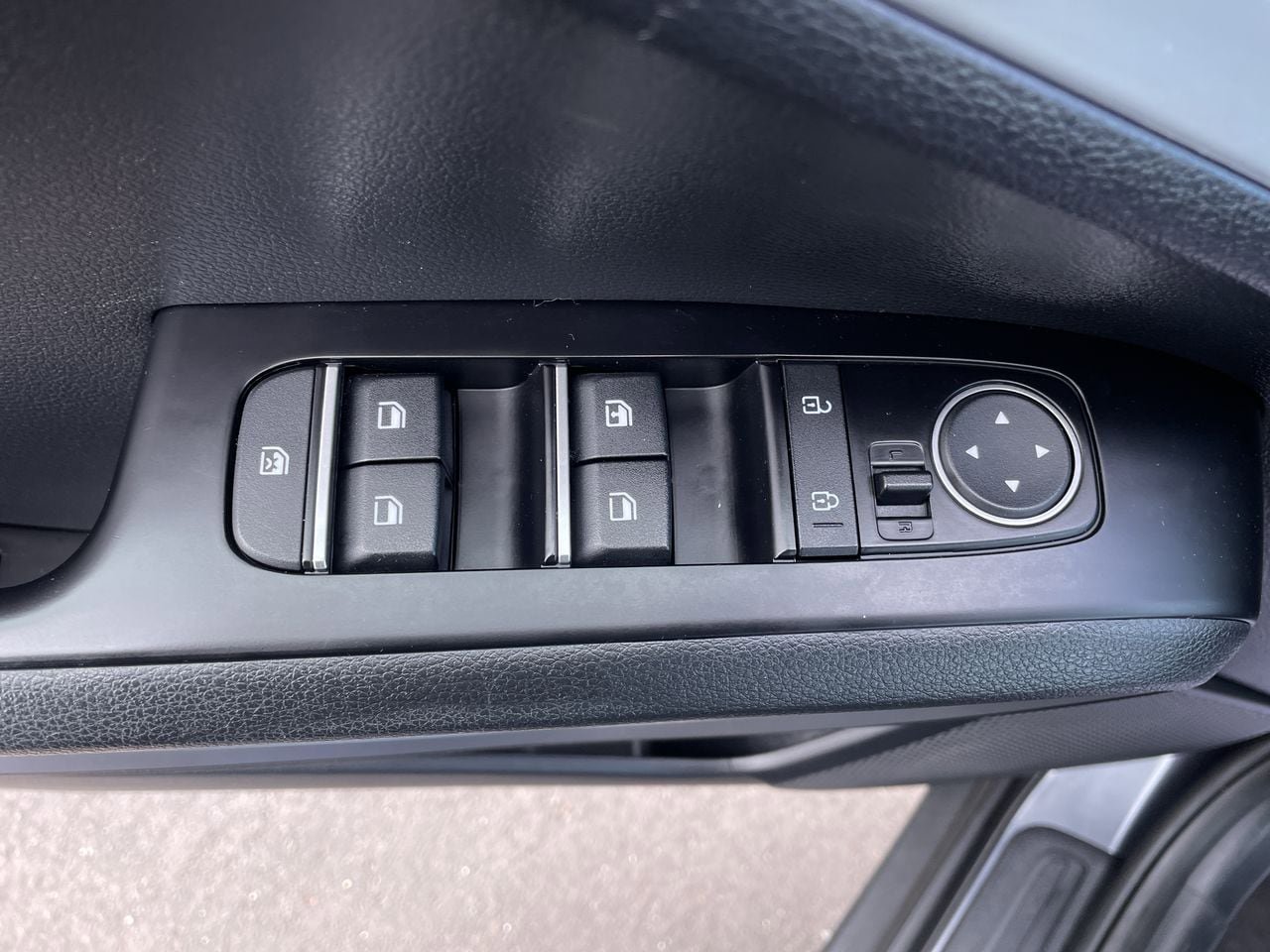 Certified 2023 Kia Soul FWD image 18
