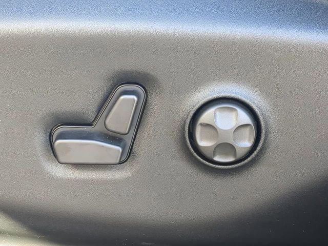 New 2026 Chrysler Voyager LX image 23