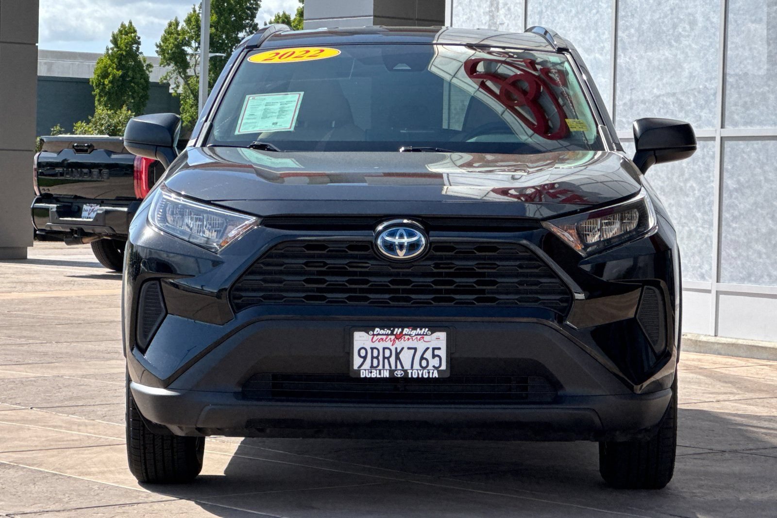 Certified 2022 Toyota RAV4 LE AWD/4WD image 11