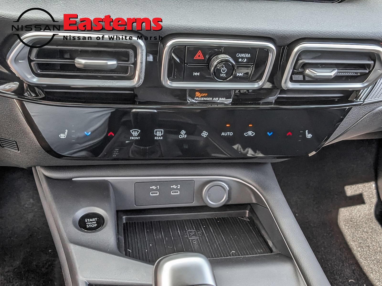 New 2026 Nissan Sentra SR w/ SR Premium Package FWD image 20