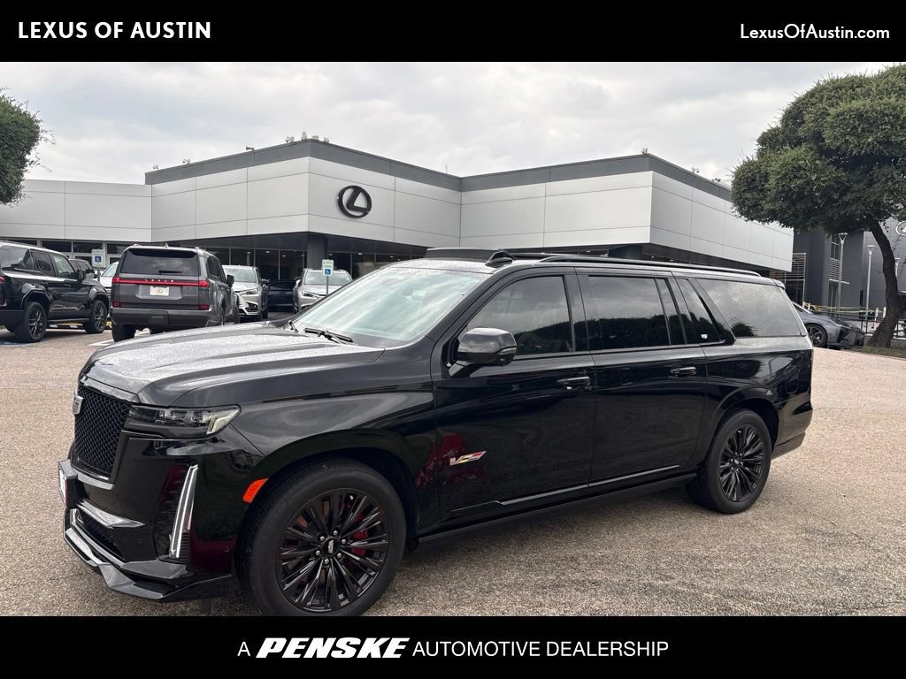 Used 2024 Cadillac Escalade ESV V w/ LPO, ONYX Package AWD/4WD image 1
