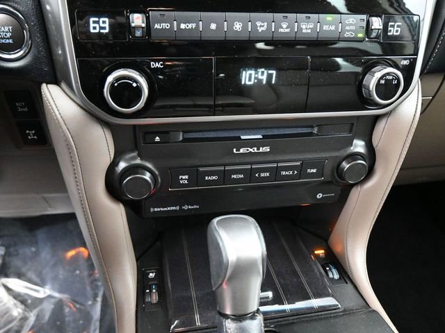 Used 2023 Lexus GX 460 Premium w/ Premium Package image 11