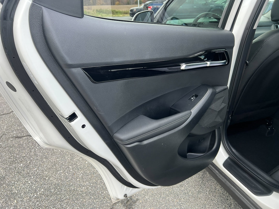 Used 2025 Kia Seltos EX w/ EX Sunroof Package image 25