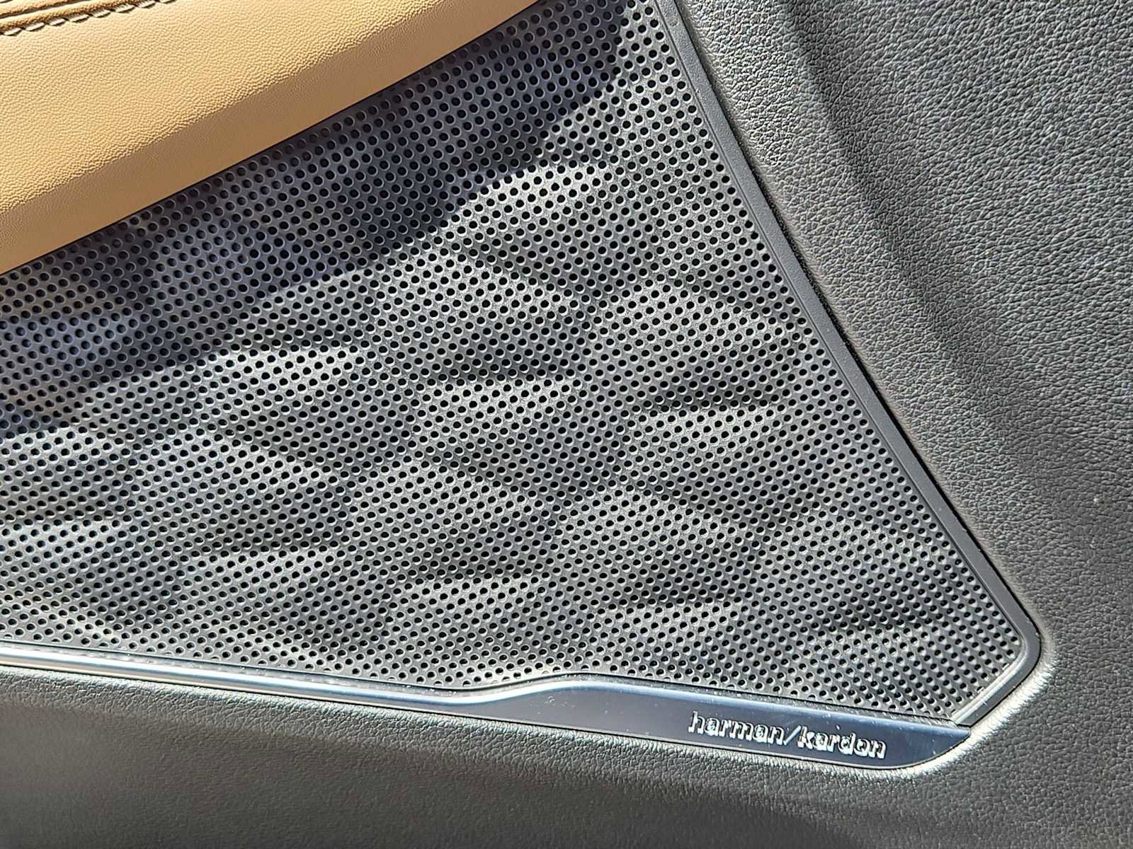 Certified 2023 Hyundai Santa Fe Calligraphy image 31