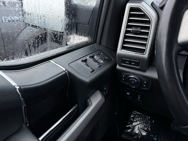 Used 2019 Ford F150 Platinum w/ Equipment Group 701A Luxury image 32