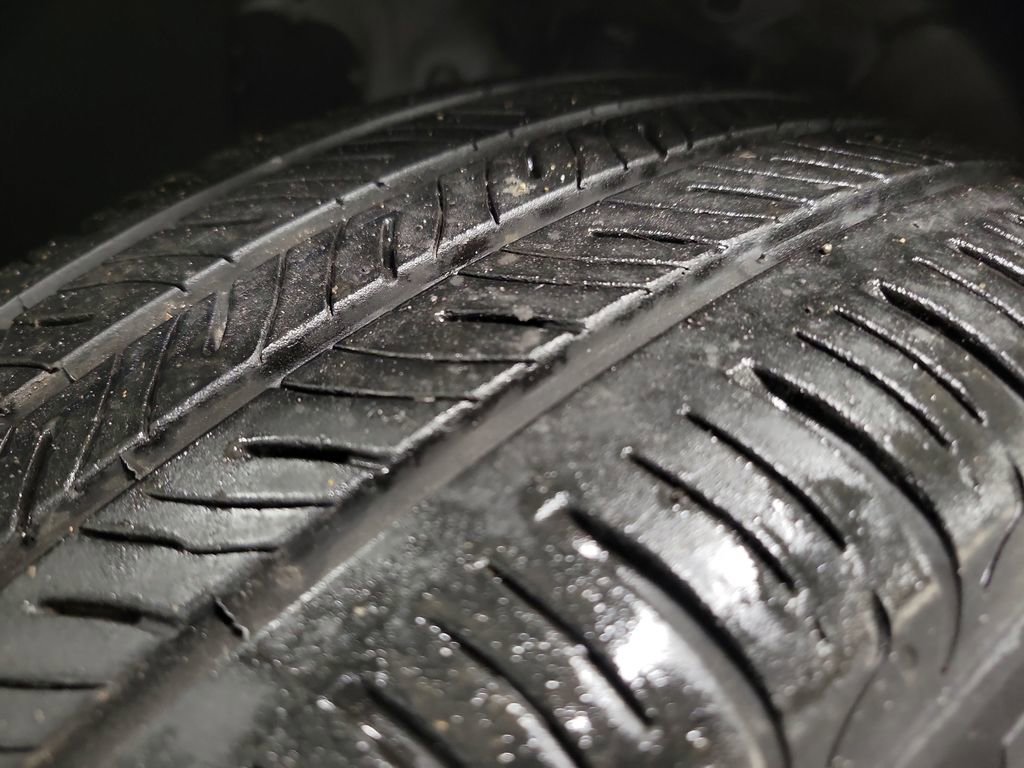 Used 2024 Kia Forte LXS image 11