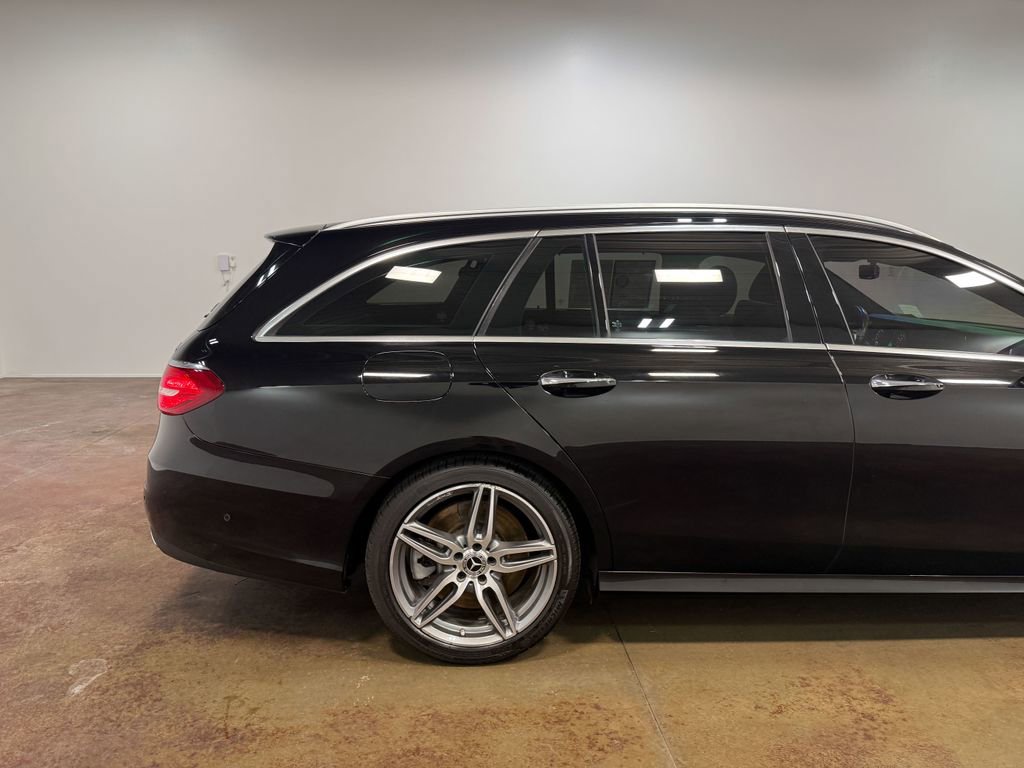 Used 2019 Mercedes-Benz E 450 E 450 image 32