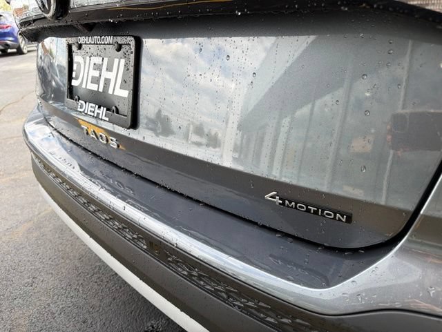 New 2026 Volkswagen Taos SE AWD/4WD image 14