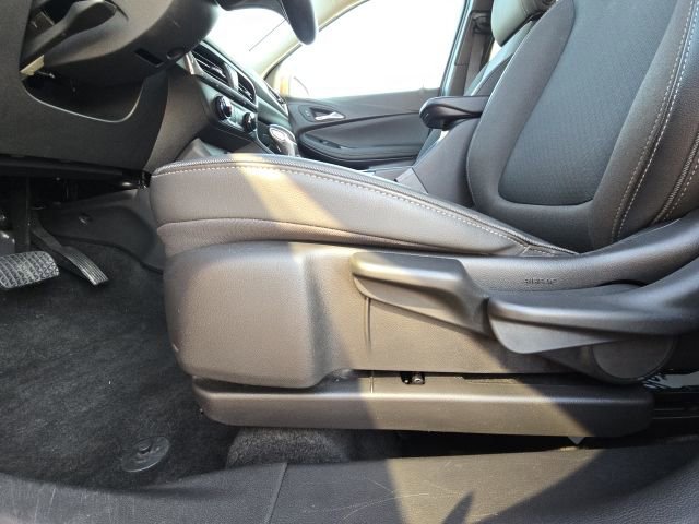 Used 2024 Buick Encore GX Preferred FWD image 18