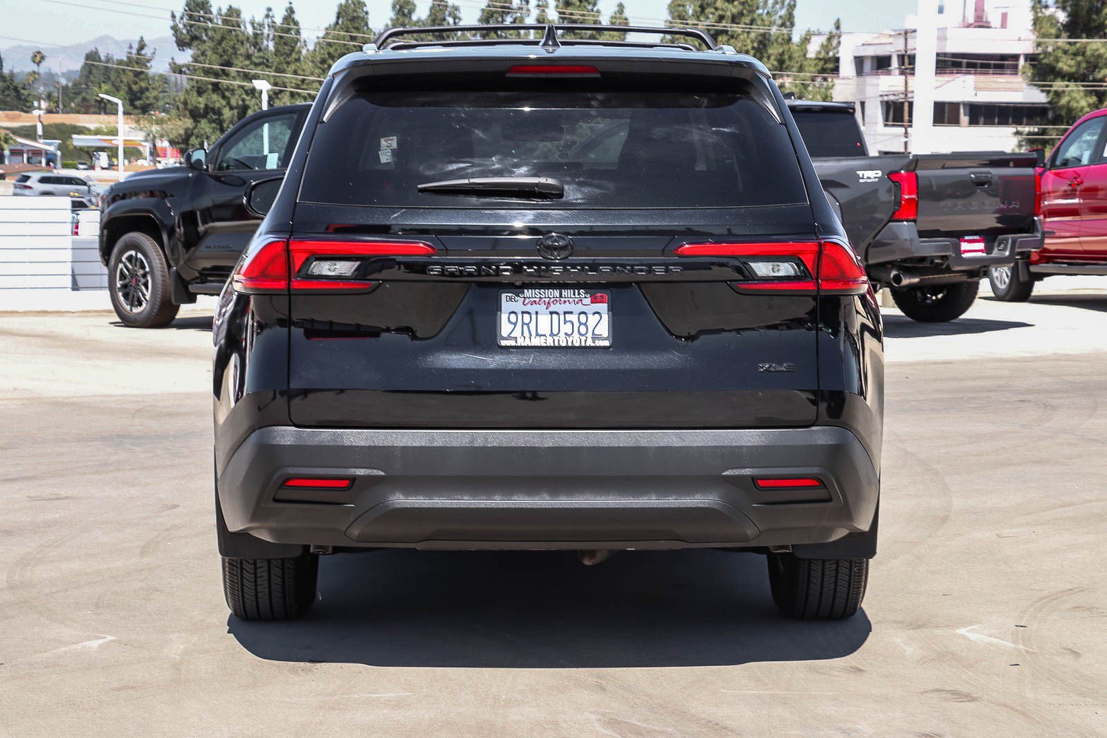 Certified 2024 Toyota Grand Highlander FWD image 6