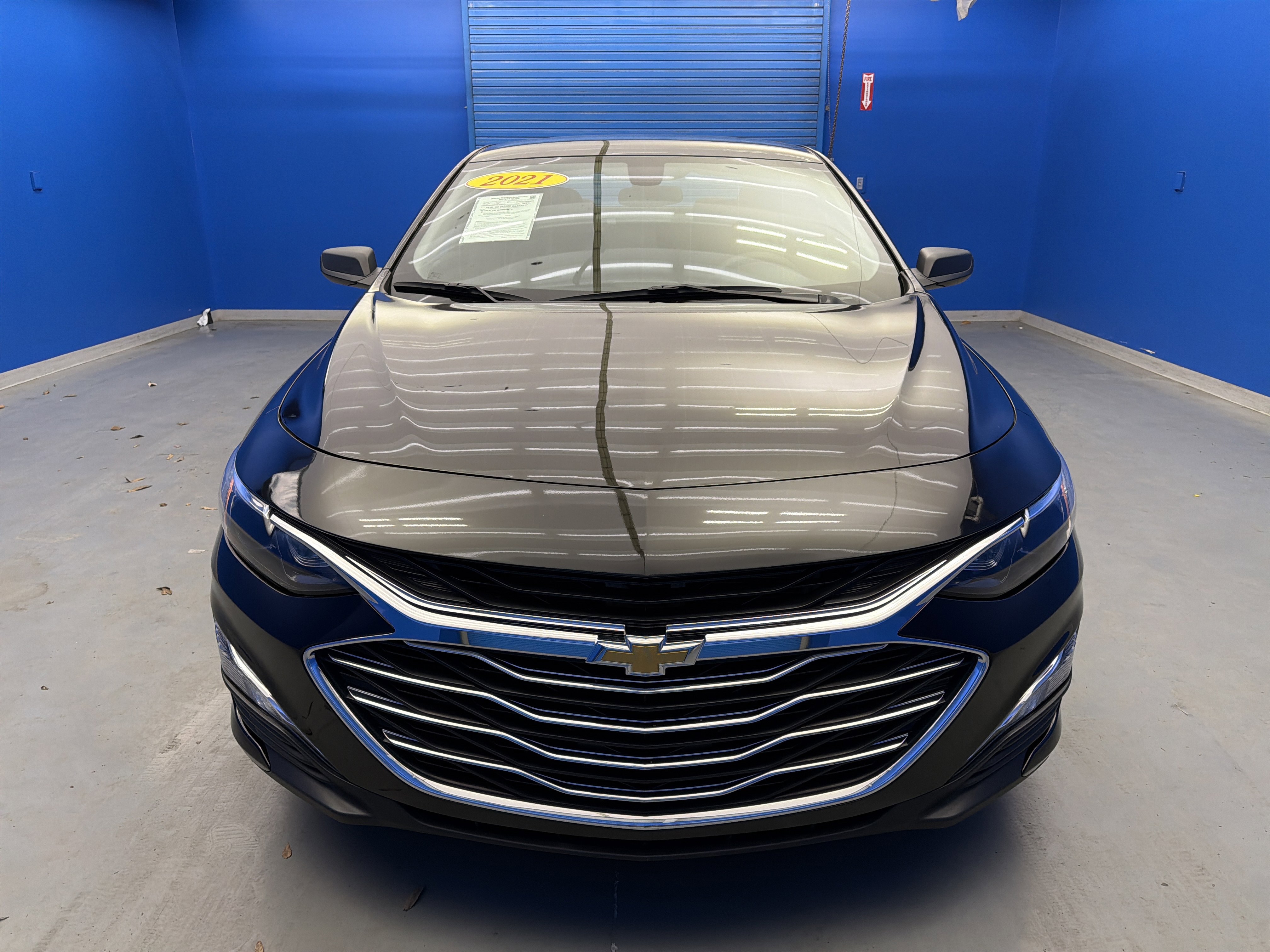 Used 2021 Chevrolet Malibu LS image 3