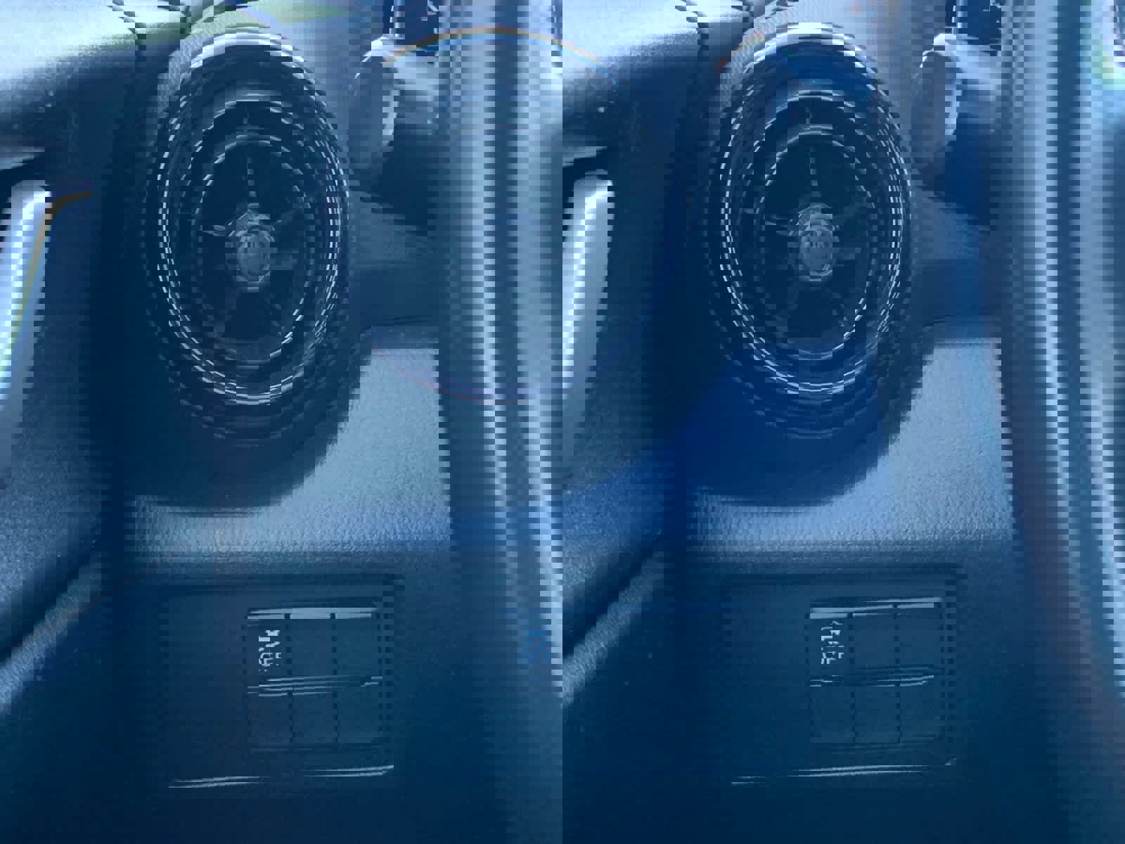 Used 2019 MAZDA MX-5 Miata Sport image 31