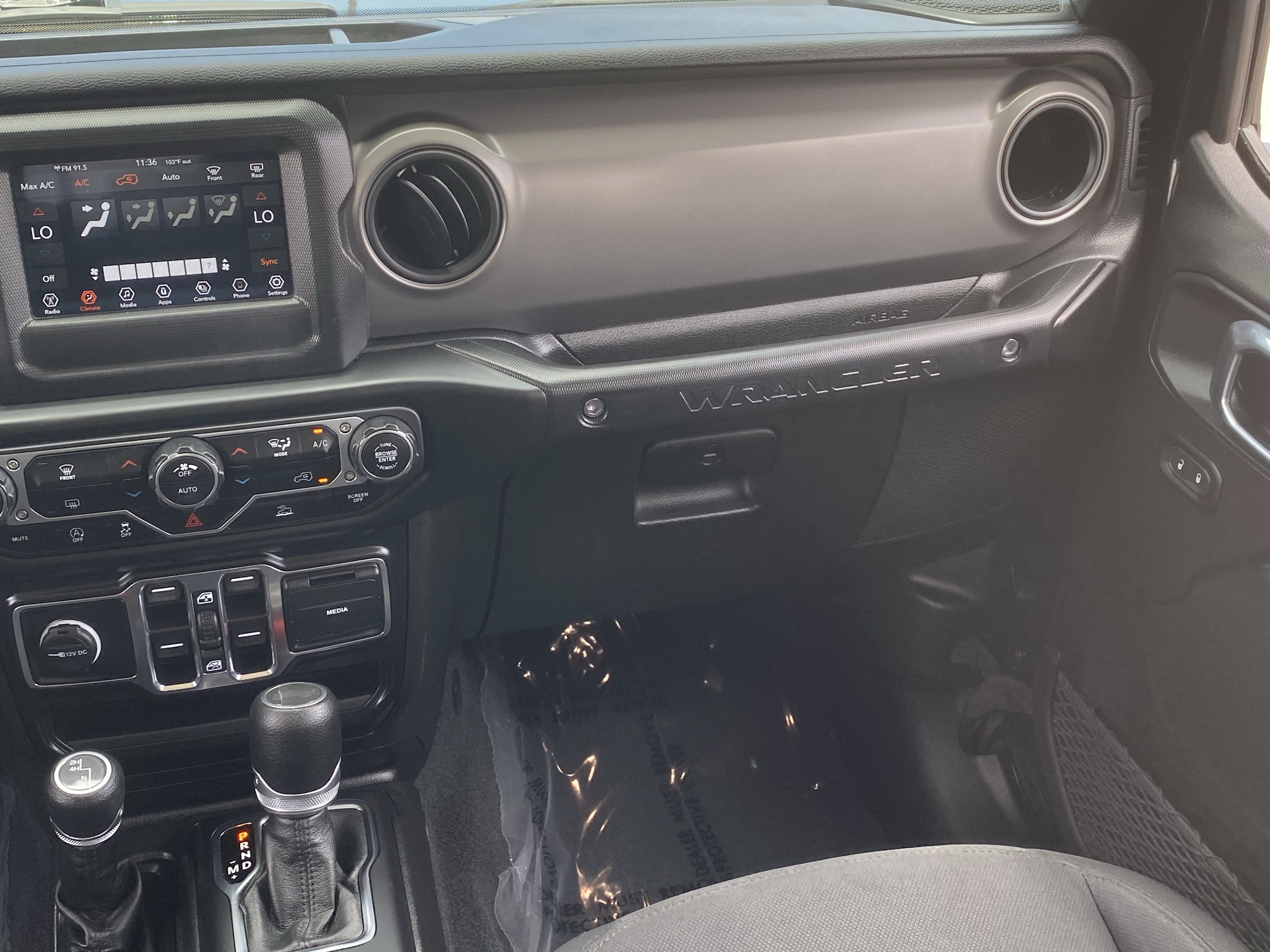 Used 2022 Jeep Wrangler Unlimited Sport AWD/4WD image 15