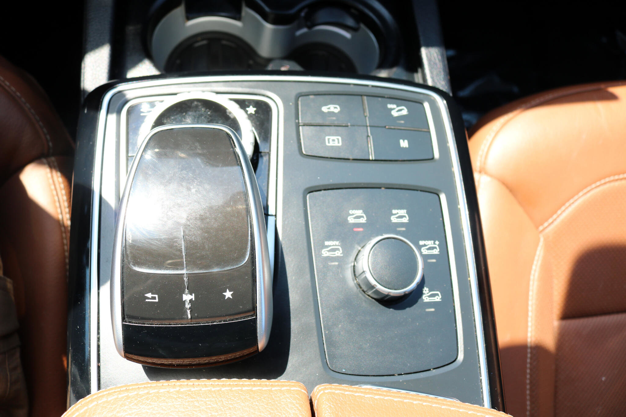 Used 2018 Mercedes-Benz GLE 43 AMG 4MATIC image 50