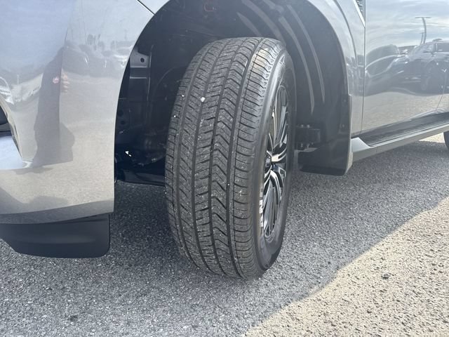 Used 2025 Nissan Armada SL AWD/4WD image 34