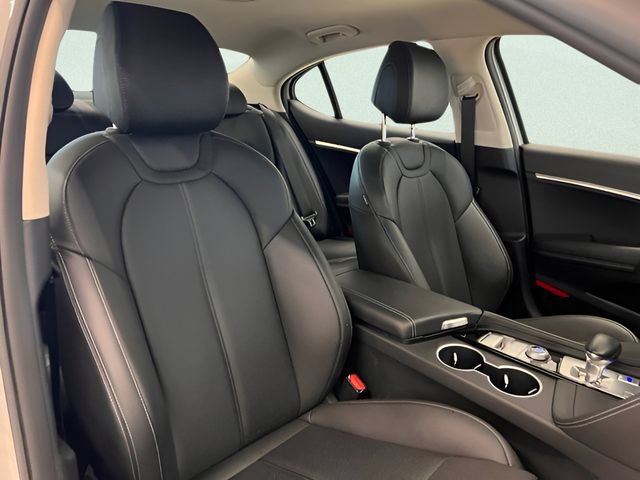 Used 2026 Genesis G70 2.5T RWD image 13
