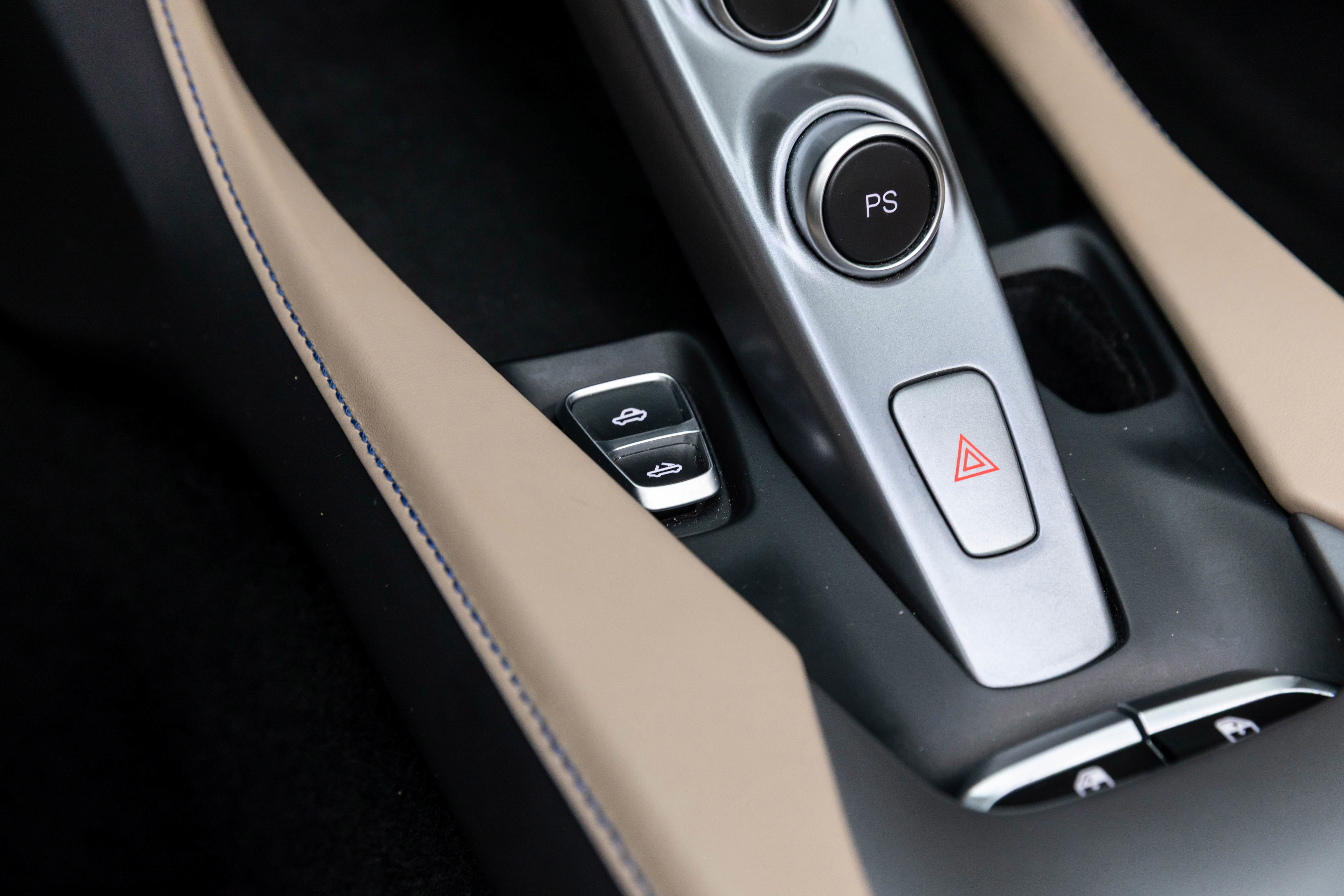 Certified 2019 Ferrari Portofino image 34