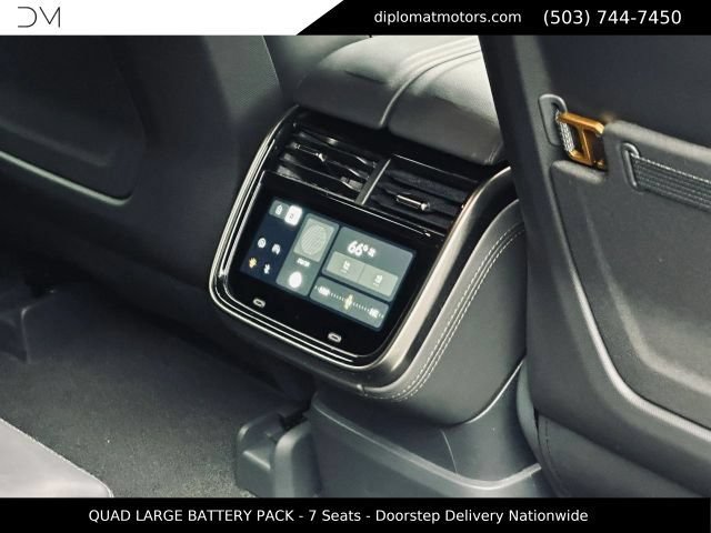 Used 2023 Rivian R1S Adventure AWD/4WD image 21